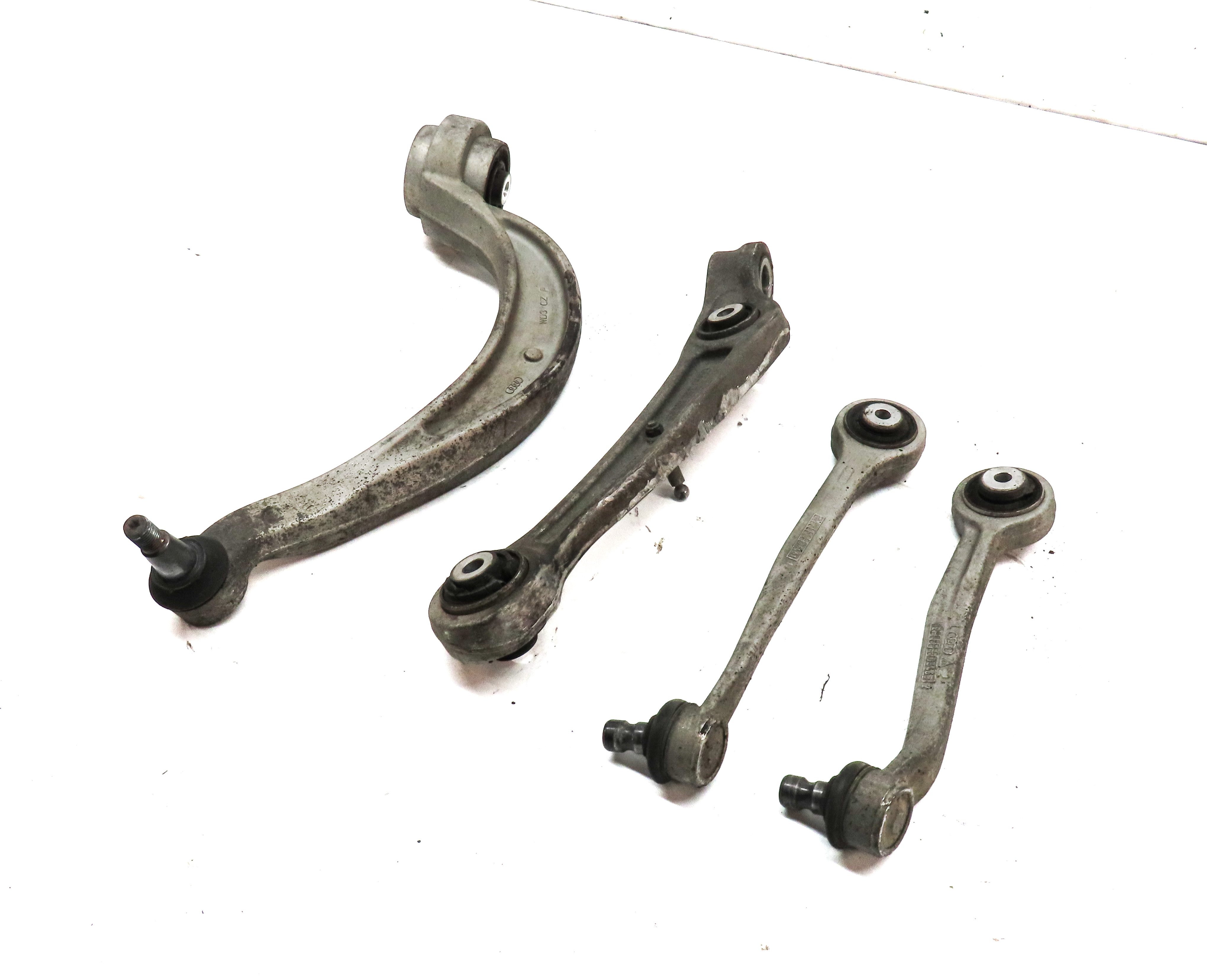 2009-2017 AUDI Q5 (8R) FRONT LEFT DRIVER SIDE FORWARD REARWARD CONTROL ARM SET 4 — exact item pictured